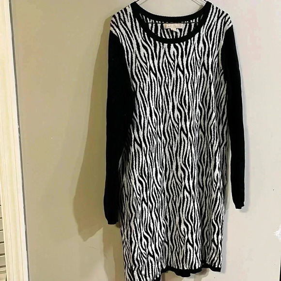 [XL]Michael Kors Zebra Print  Stretch Tunic Sweater Dress - Picture 1 of 10